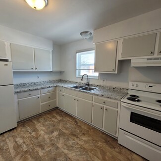 120 Bolling Dr, Bangor, ME 04401
