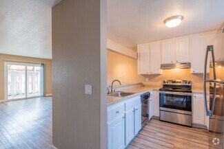 4757 Snyder Ln, Rohnert Park, CA 94928