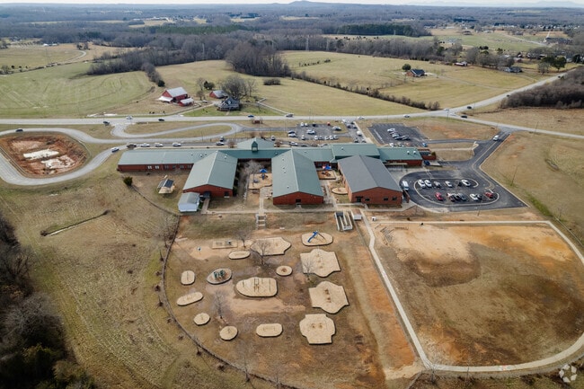 Back of Grassy Pond Elementary School