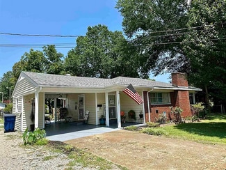 245 Sutton St, Savannah, TN 38372