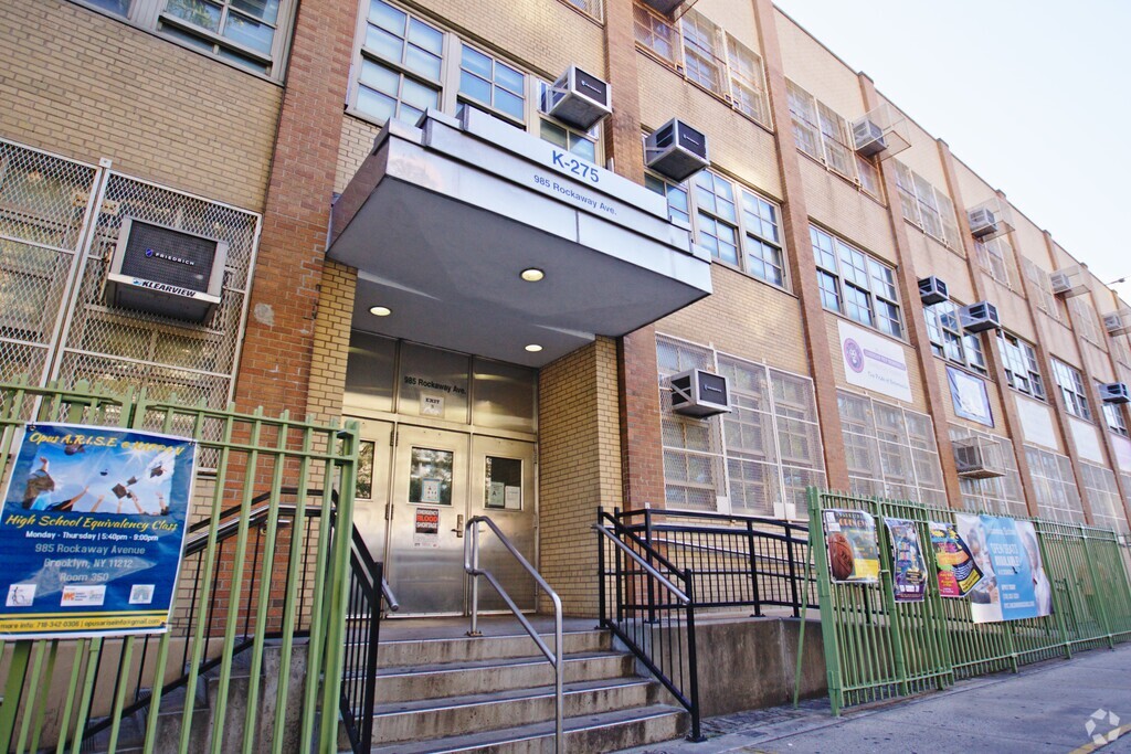 Metropolitan Diploma Plus High School/Kappa V/Leadership Prep BVille/BKLYN Democracy Academy (Shared Campus)