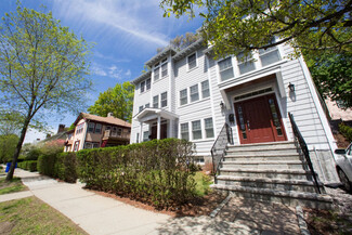 37 Beaconsfield Rd Unit 1, Brookline, MA 02445