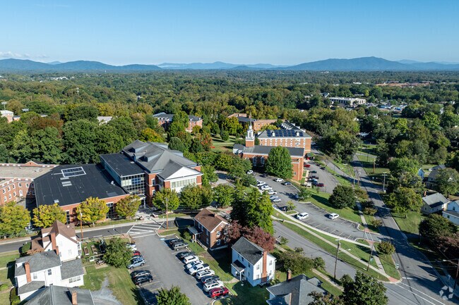 The University of Lynchburg VA.