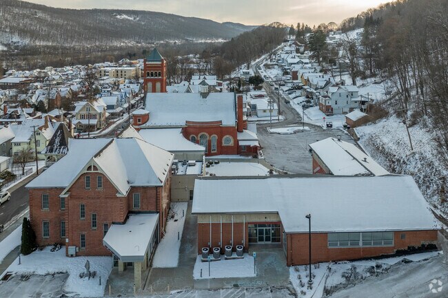 St. Matthew Elementary School is in the hills of Tyrone.