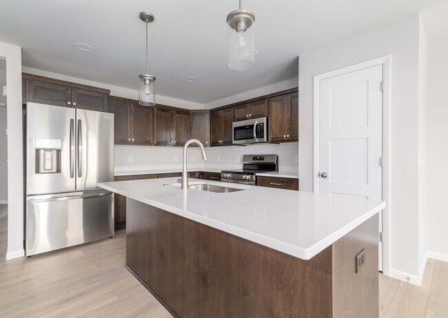 35 Spittlebug Cir, Madison, WI 53718 - photo 6