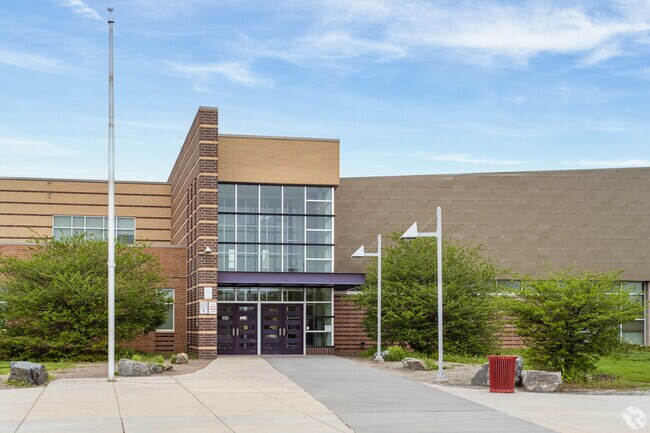 Shadow Ridge Middle School in Thornton is ranked #338 in Colorado Middle Schools.