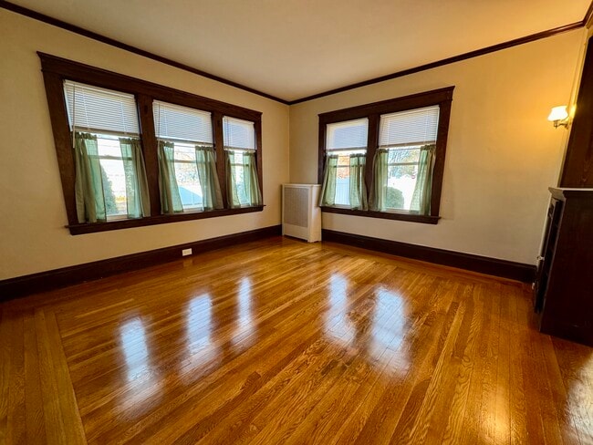 16 Davis Ave unit 1, Cranston, RI 02910 - photo 3