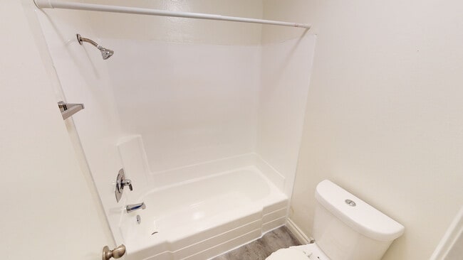 Rock Glen Villa...Gorgeous Newly Remodeled Apartments In Glendale Neighborhood!, Glendale, CA 91205 - photo 6