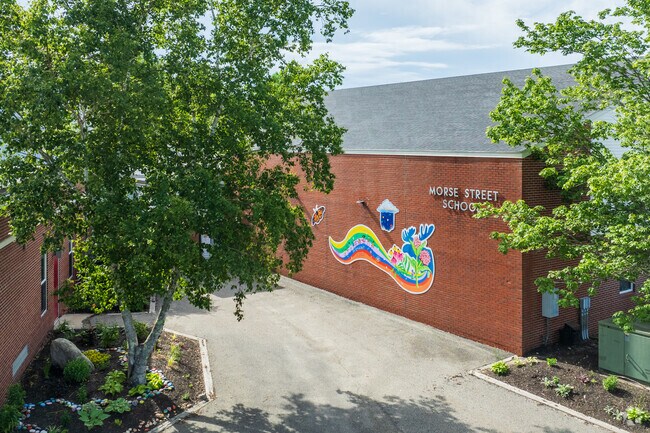 Morse Street School serves students in Freeport from grades PK-2.