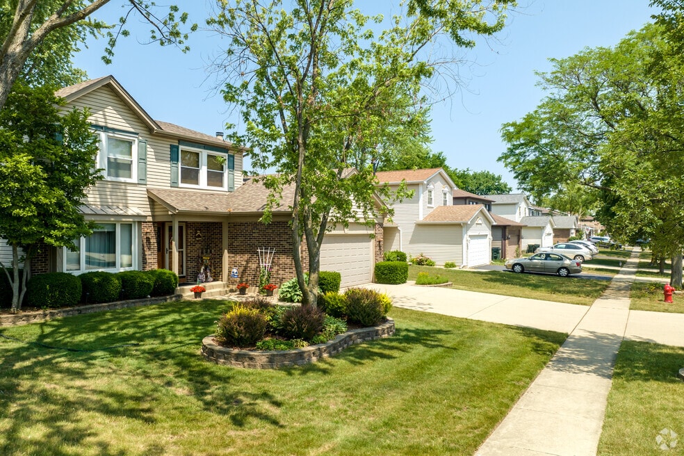 Elk Grove Village West