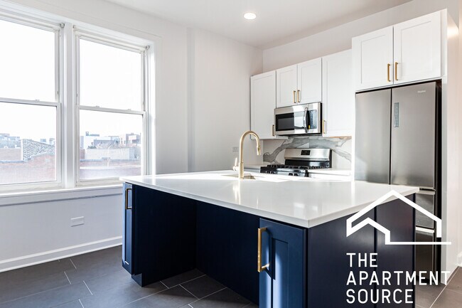 2344 W Charleston St unit 1R, Chicago, IL 60647 - photo 2