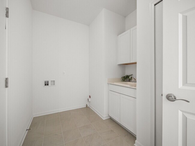 20811 Burn Dr, Macomb, MI 48044 - photo 6