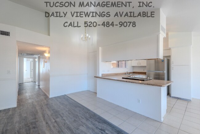 1686 W Wood Bridge Ct unit 1686 W Wood Bridge C, Tucson, AZ 85746 - photo 7