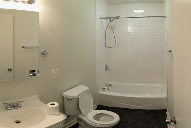 4421 Wayne Ave unit 1A, Philadelphia, PA 19140 - photo 6