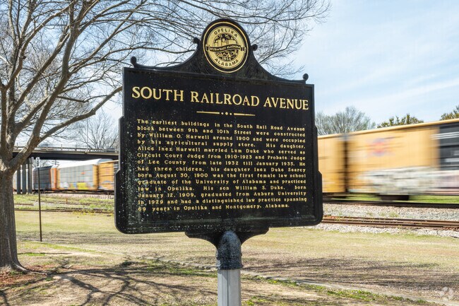 North Gate is ideally situated on the outskirts of Opelika, a town renowned for its rich railroad heritage.