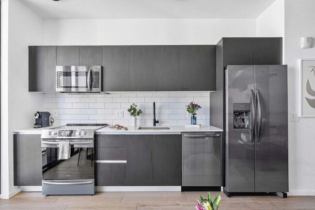 The Elser unit ID1372283P, Miami, FL 33132 - photo 2