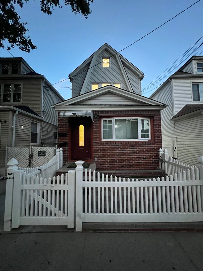 10719 90th St unit Ozone Park second fl, Ozone Park, NY 11417 - photo 2