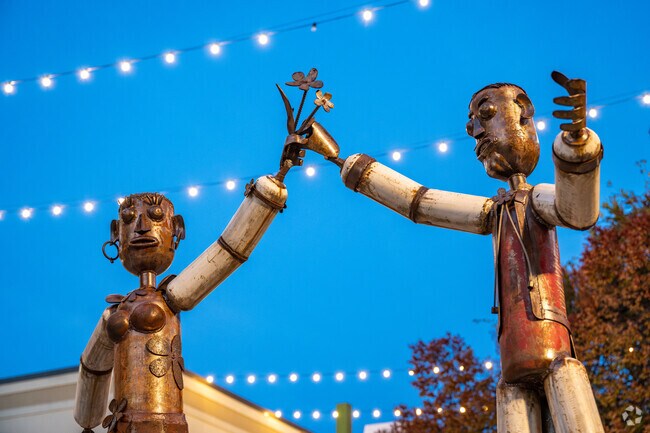 Be on the lookout for different statues around the mall in Columbia.