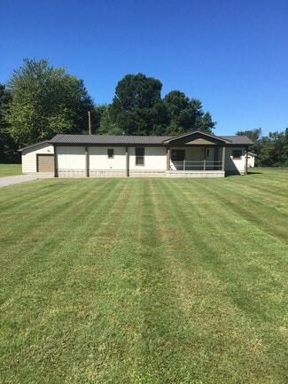 9227 Scale Rd, Benton, KY 42025