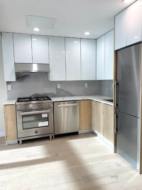 28-09 39th Ave, Long Island City, NY 11101 - photo 6