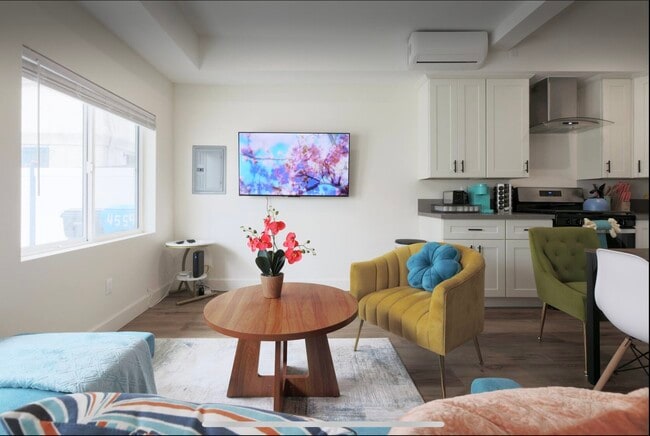 2806 S Palm Grove Ave unit 1, Los Angeles, CA 90016 - photo 4