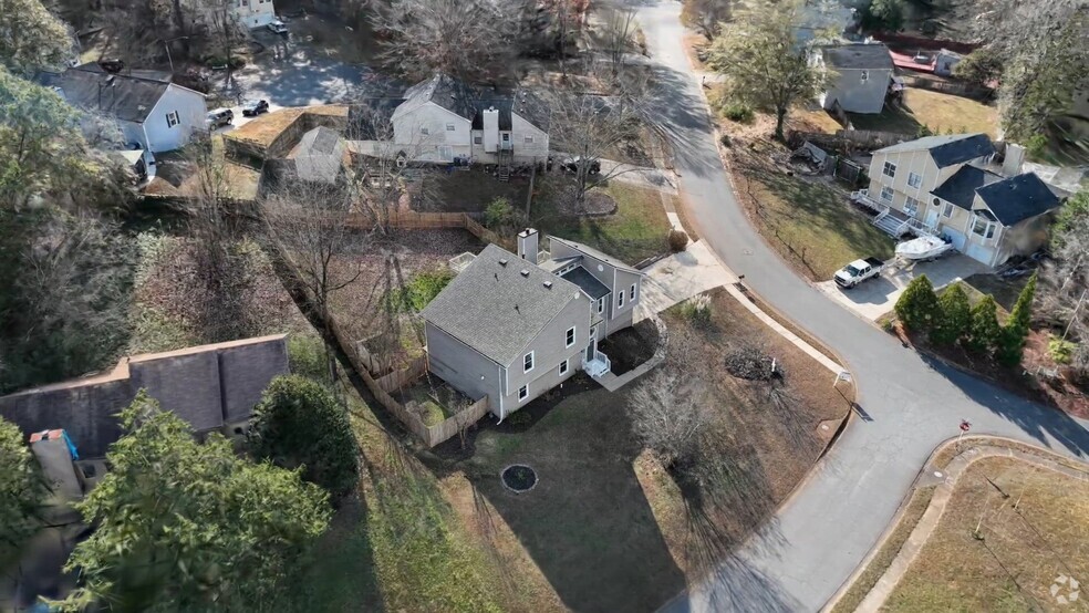 1100 Sallete Ct, Marietta, GA 30066 - photo 2