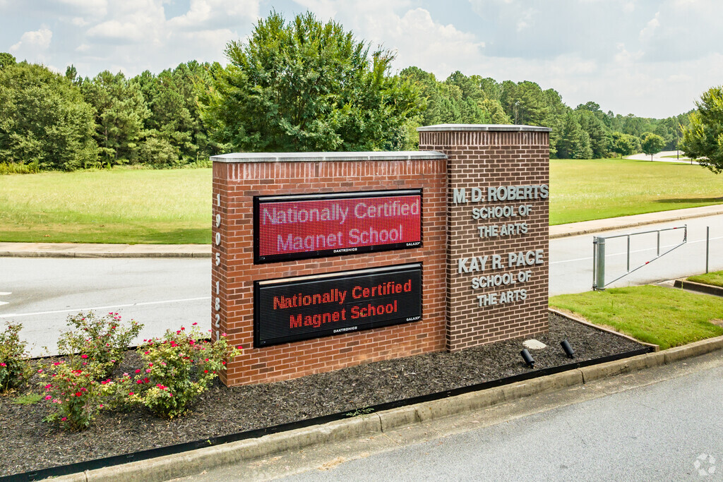 Welcome to Kay R. Pace Elementary School of the Arts.