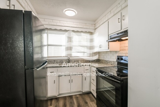 3002 Mckinley St, Anderson, IN 46016 - photo 5