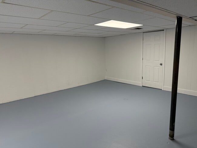 21531 Arrowhead St, Saint Clair Shores, MI 48082 - photo 7