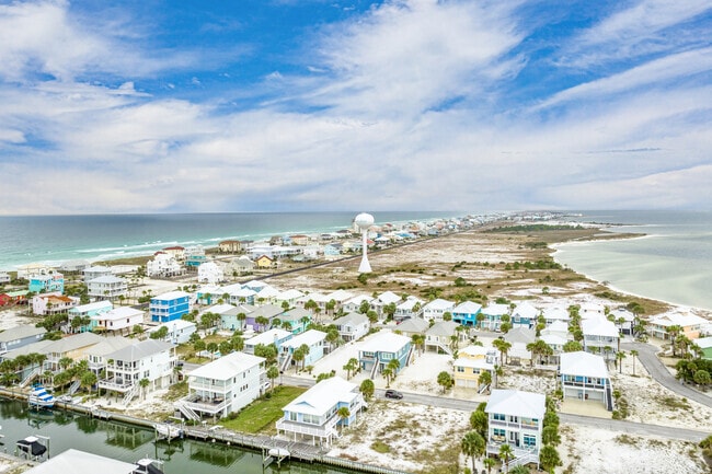 Immerse yourself every day with the ability to see sunrise and sunset in Navarre Beach.