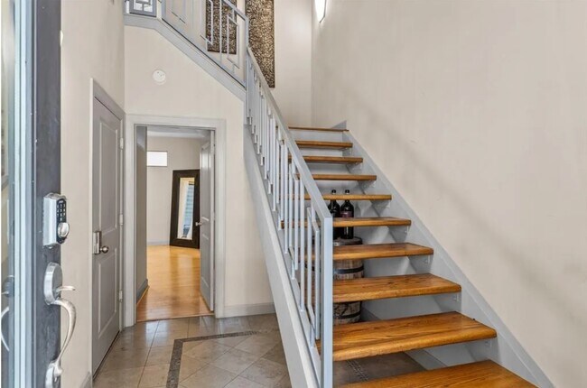 5311 Lillian St unit A, Houston, TX 77007 - photo 5