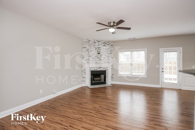 6031 Apple Grove Rd NE, Buford, GA 30519 - photo 3