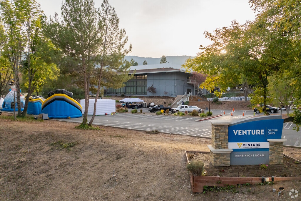 Venture Christian Academy is a private school in Los Gatos.