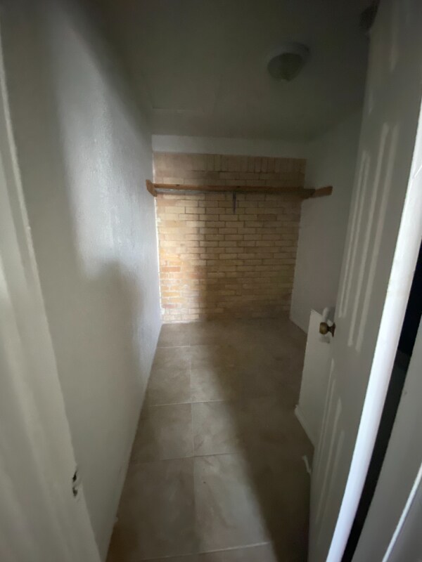 613 E Expressway 83, La Feria, TX 78559 - photo 6