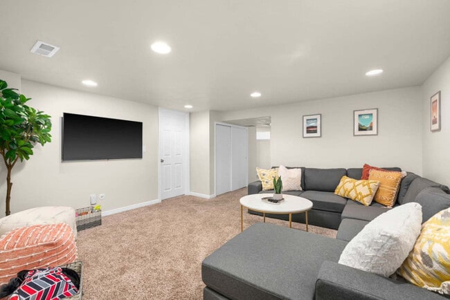 2978 S Imperial St unit ID1249881P, Salt Lake City, UT 84106 - photo 3