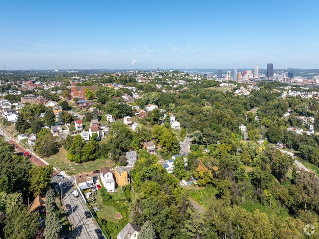 Mount Oliver is not far from Downtown Pittsburgh.