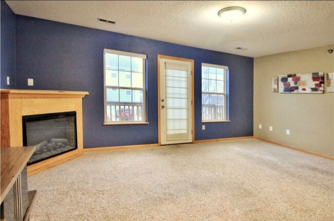 2150 NE 18th St, Grimes, IA 50111 - photo 5