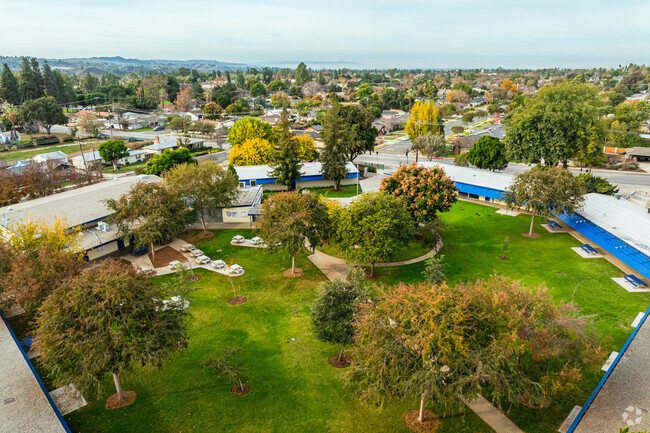 Fred Ekstrand Elementary School is a highly rated school and scores an A- on Niche.