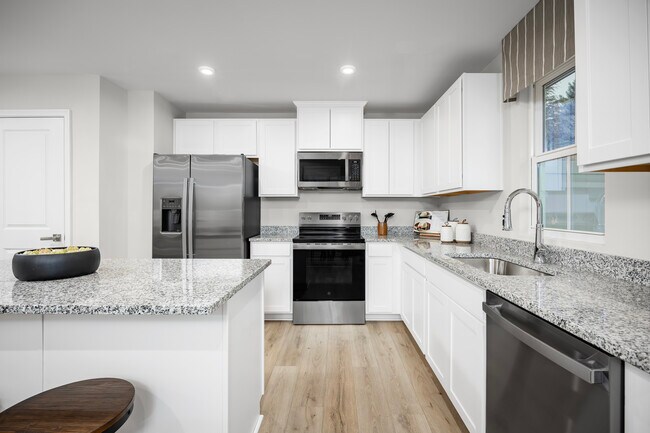 107 Picard Loop unit 36924078, Santee, SC 29142 - photo 5