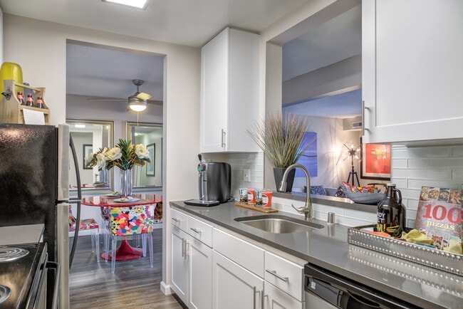 Park Kiely, San Jose, CA 95129 - photo 4