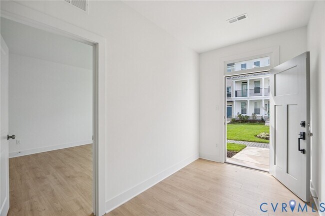 15381 Sunray Aly, Midlothian, VA 23112 - photo 5