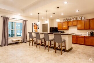5259 Us-43, Satsuma, AL 36572