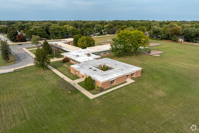 Westdale Elementary School offers a variety of programs that challenge children.