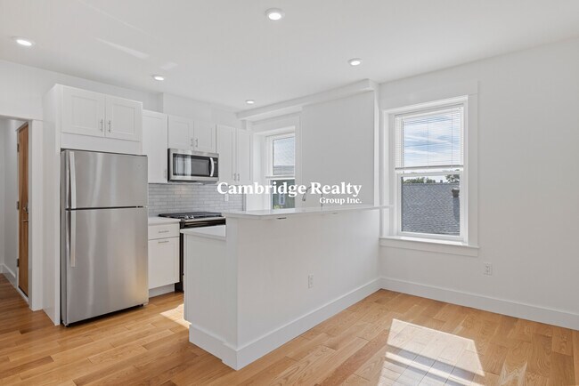 309 Columbia St unit 1, Cambridge, MA 02141 - photo 7