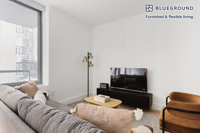 175 2nd St unit FL7-ID1687, Jersey City, NJ 07302 - photo 3