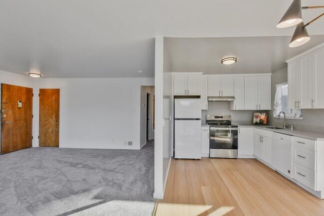750 Bacon St unit 1, San Francisco, CA 94134 - photo 3