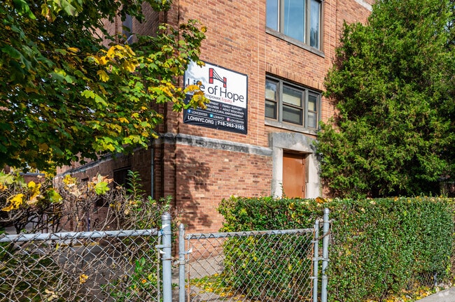 editorial
Cristo Rey Brooklyn High School is a highly rated, private, Catholic school