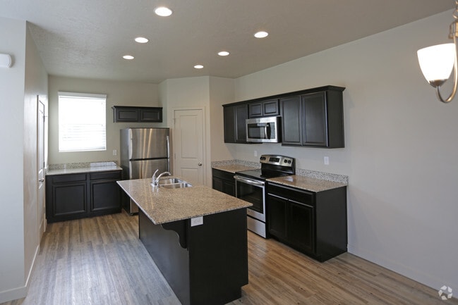 Village at Church and Main, Layton, UT 84041 - photo 4