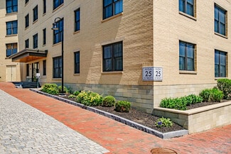 25 High St Unit 307, Portland, ME 04101