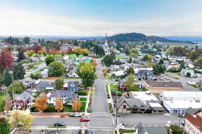 Find your perfect home in the Mount Angel of Salem.